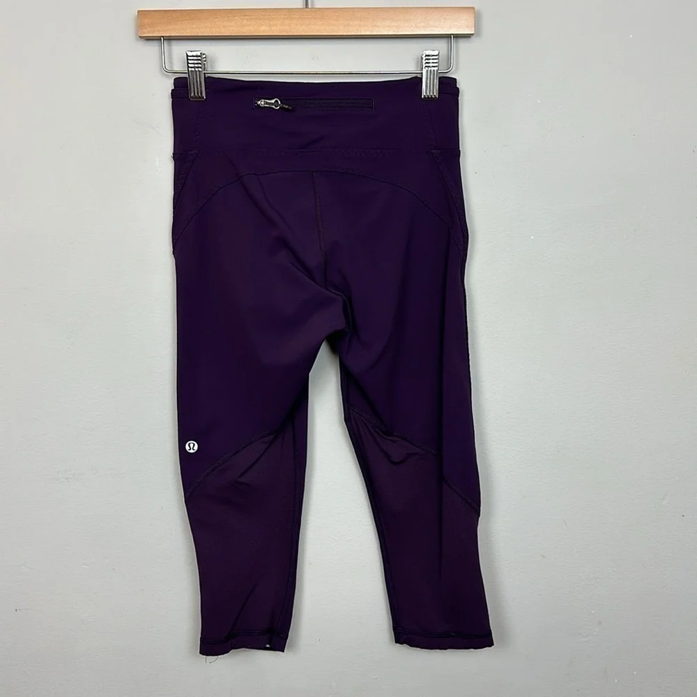 Lululemon Real Quick Crop, rare, Deep Zinfandel, 4